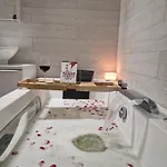 W Centrum Z Wanna Z Hydromasazem Apartamento Kętrzyn